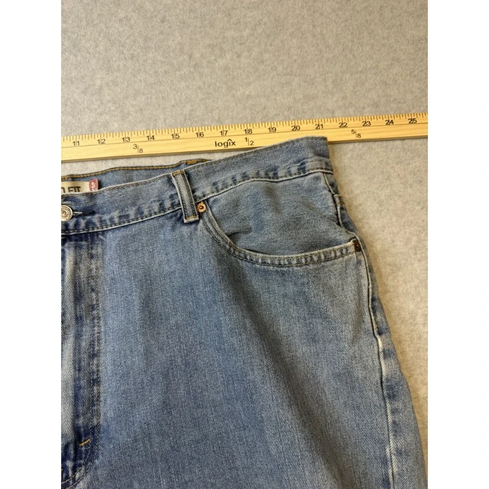 Levis levi 550